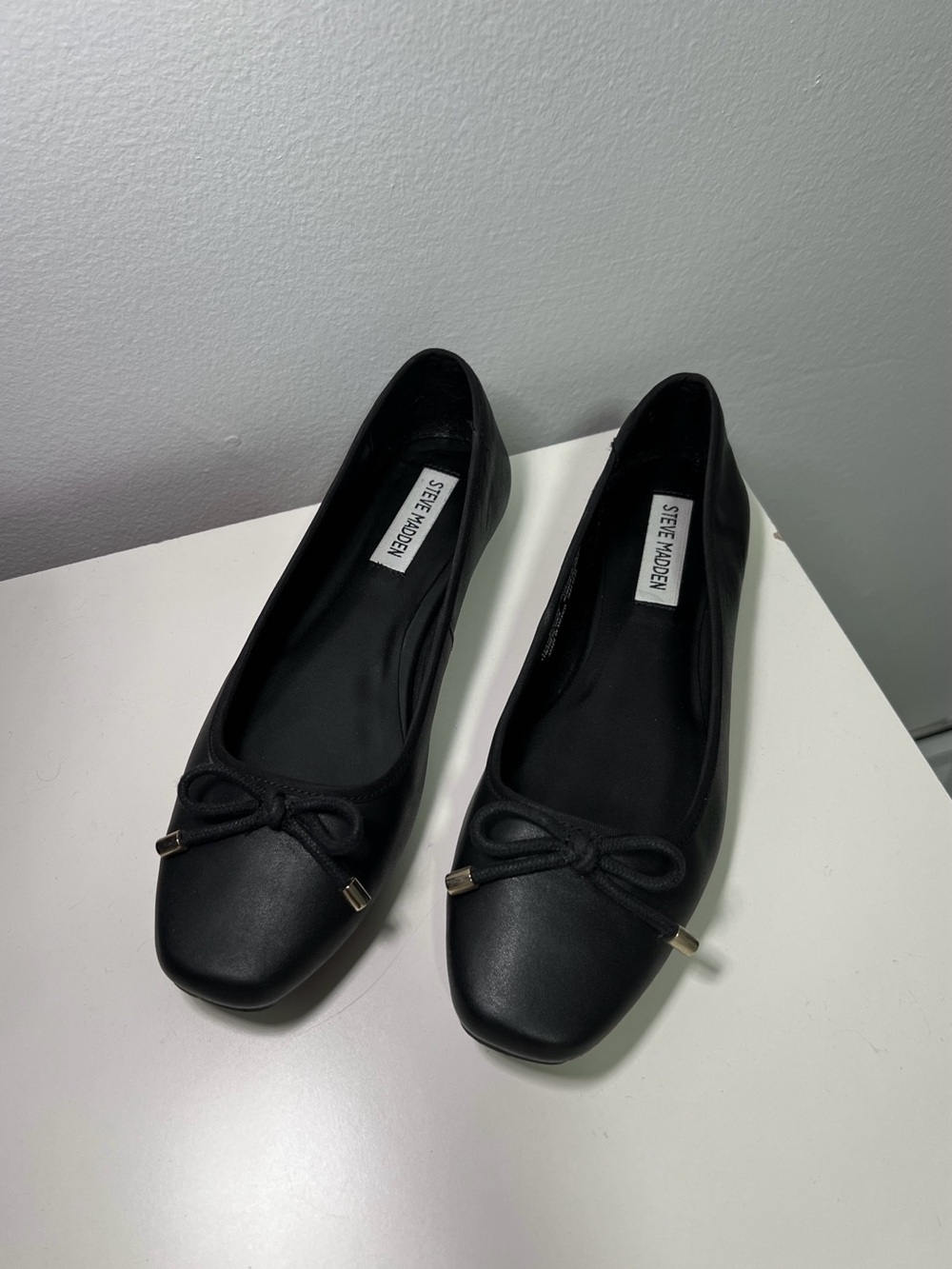 Steve Madden Black Leather Bow Ballet Flats